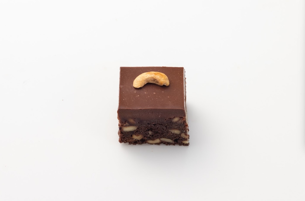 Macadamia Cake