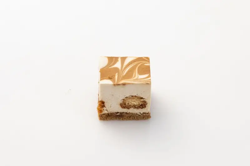 Tiramisu Cake